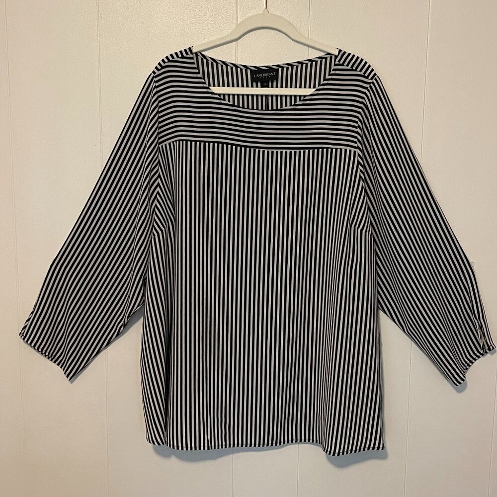 Lane Bryant Size 24 Black/White Striped 3/4 Sleeve Round Neck Blouse